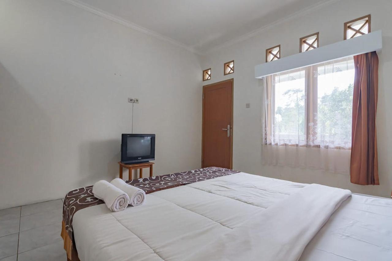 Hotel Puspa Sari Redpartner סיאטר מראה חיצוני תמונה