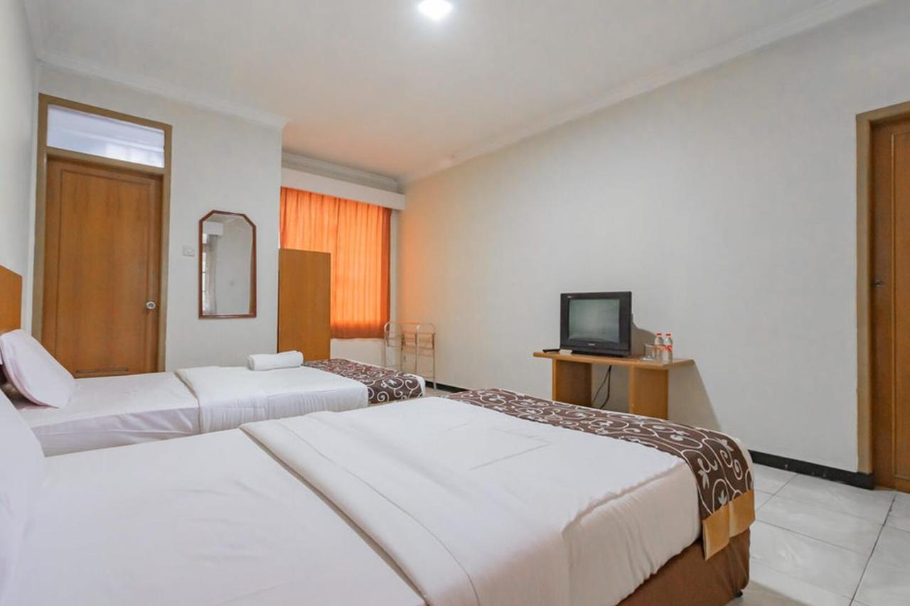 Hotel Puspa Sari Redpartner סיאטר מראה חיצוני תמונה