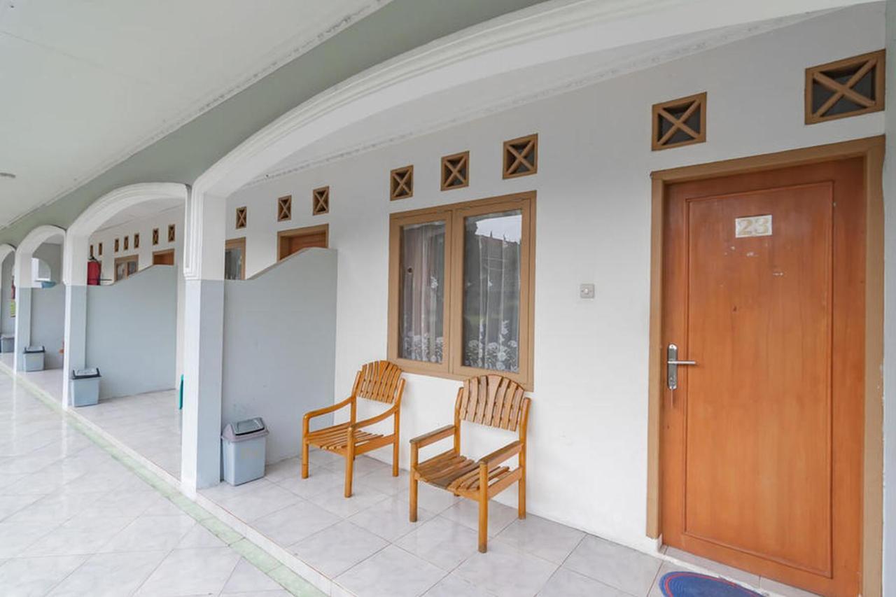 Hotel Puspa Sari Redpartner סיאטר מראה חיצוני תמונה