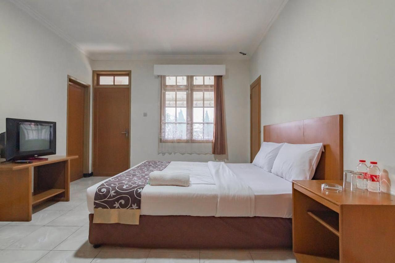 Hotel Puspa Sari Redpartner סיאטר מראה חיצוני תמונה
