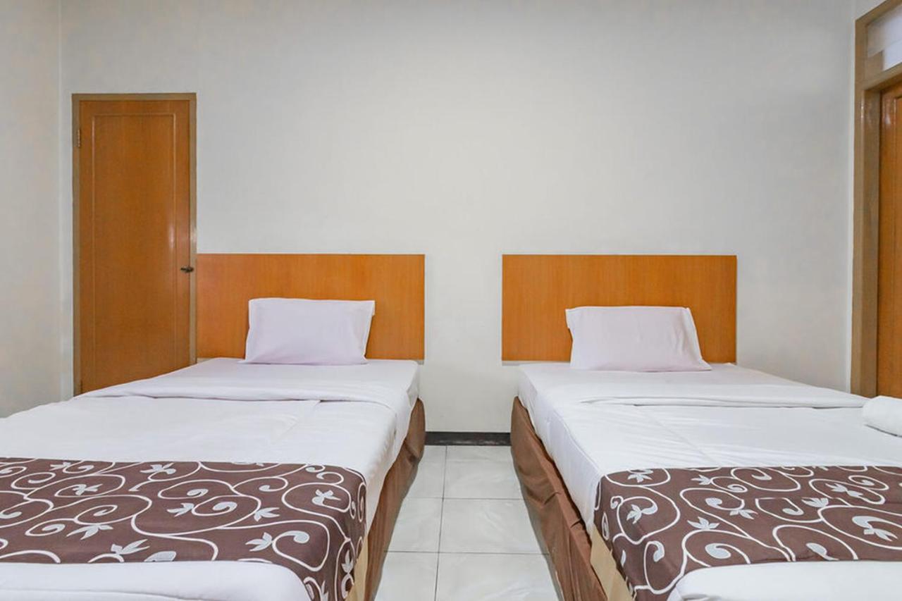 Hotel Puspa Sari Redpartner סיאטר מראה חיצוני תמונה