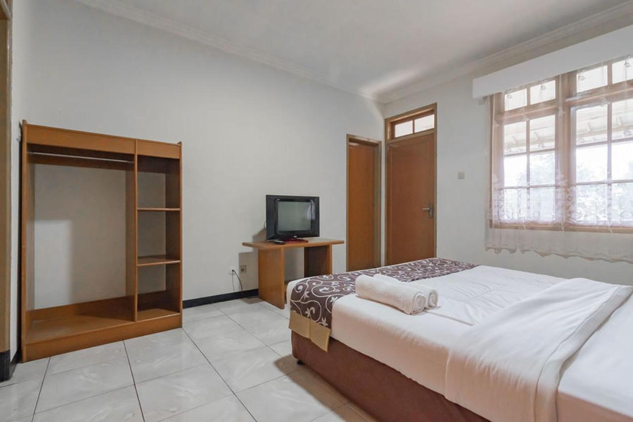 Hotel Puspa Sari Redpartner סיאטר מראה חיצוני תמונה
